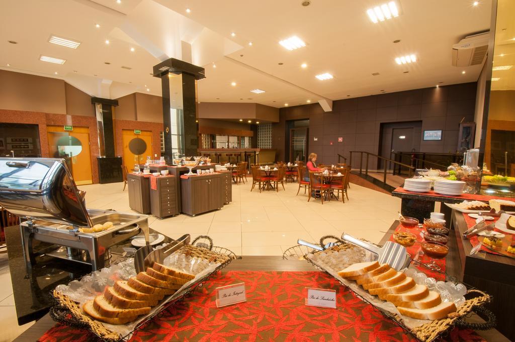 雅克乔治塔酒店 佩洛塔斯 外观 照片